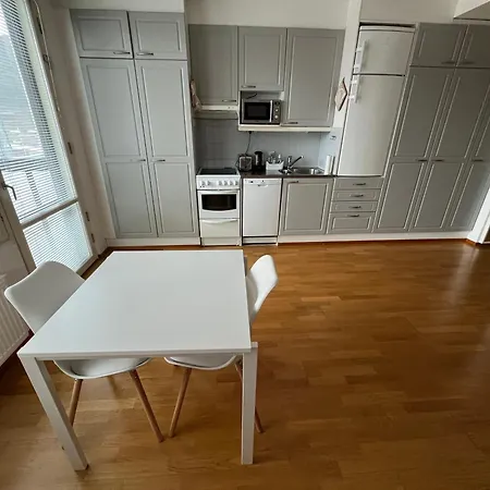 Next To Sello And Leppaevaara Train Station Apartamento *