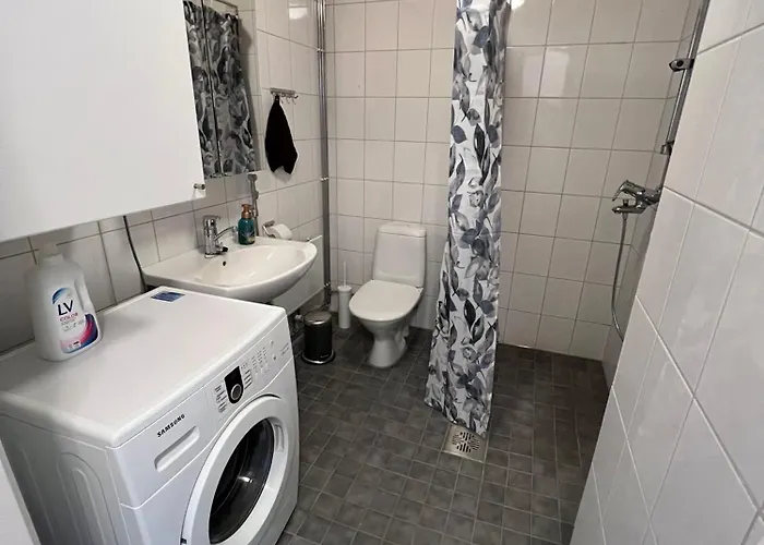 Next To Sello And Leppaevaara Train Station Appartement Espoo